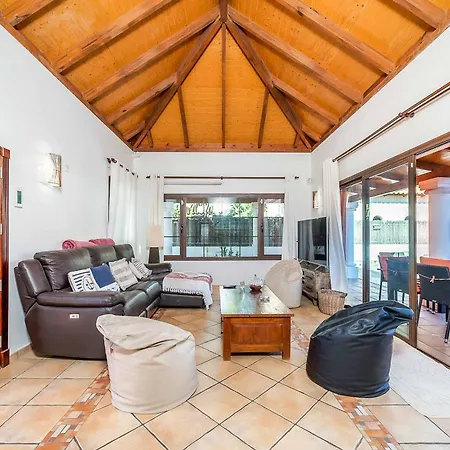 Loira Villa Corralejo